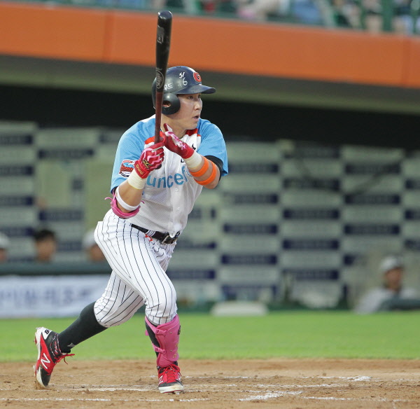 박준서선수의 적시타